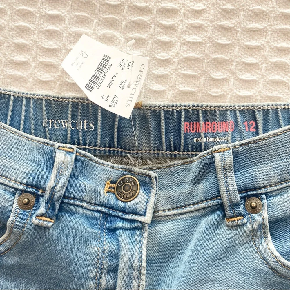 Crewcuts Girls' runaround jean in denim wash size 12 NWT